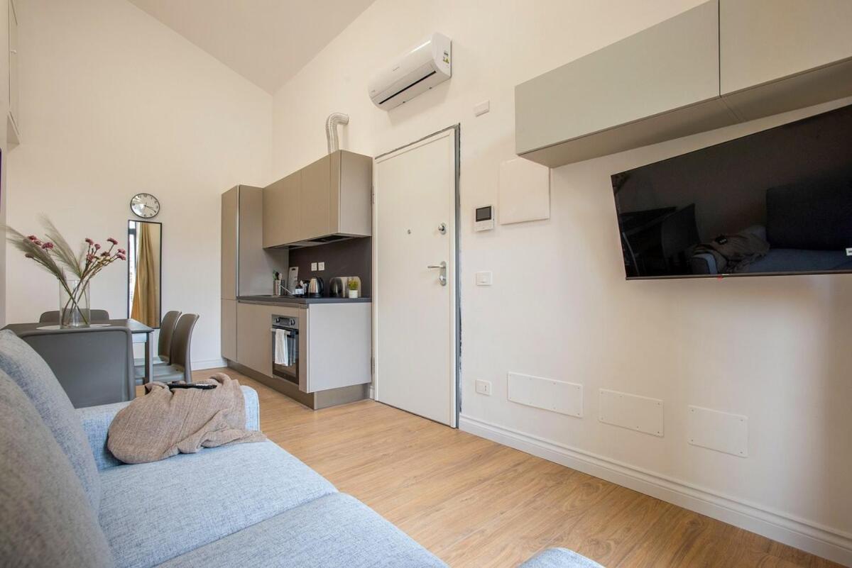 Urban Oasis Near Termini With Free Private Parking Rome