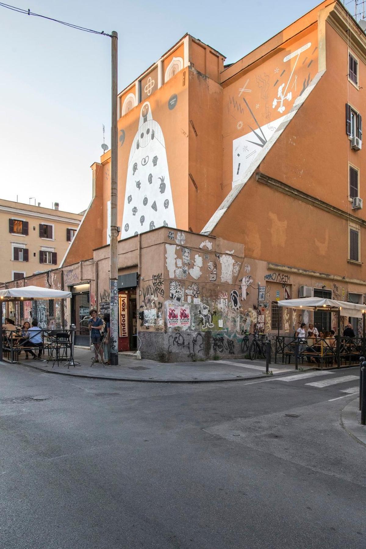 Urban Oasis Near Termini With Free Private Parking Apartment Rome